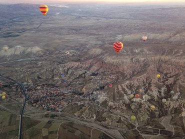 Turcia: 5000 km cu motocicleta: Cu balonul deasupra Goreme, Cappadocia