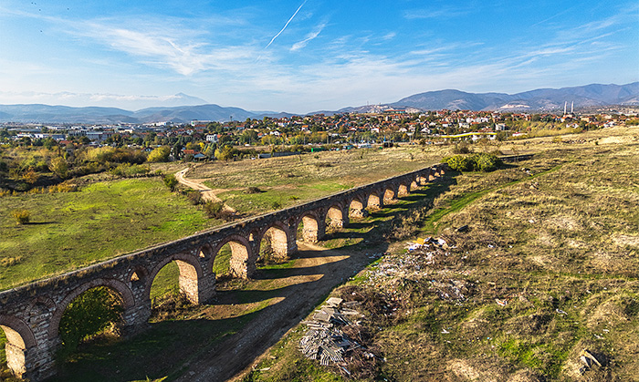 Apeductul Skopje Aqueduct
