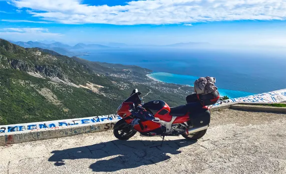 Macedonia și Albania